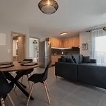 Aurora Luxury Apartment Nea Moudania
