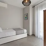 Apartment Aurora Luxury Nea Moudania